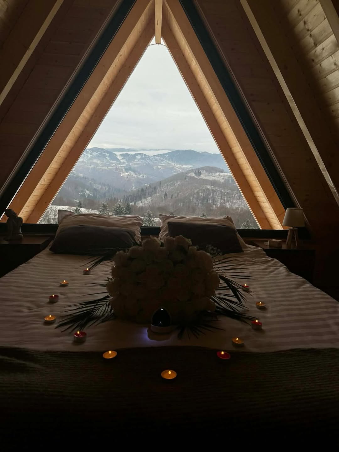 Căbănuța din Munți Instagram