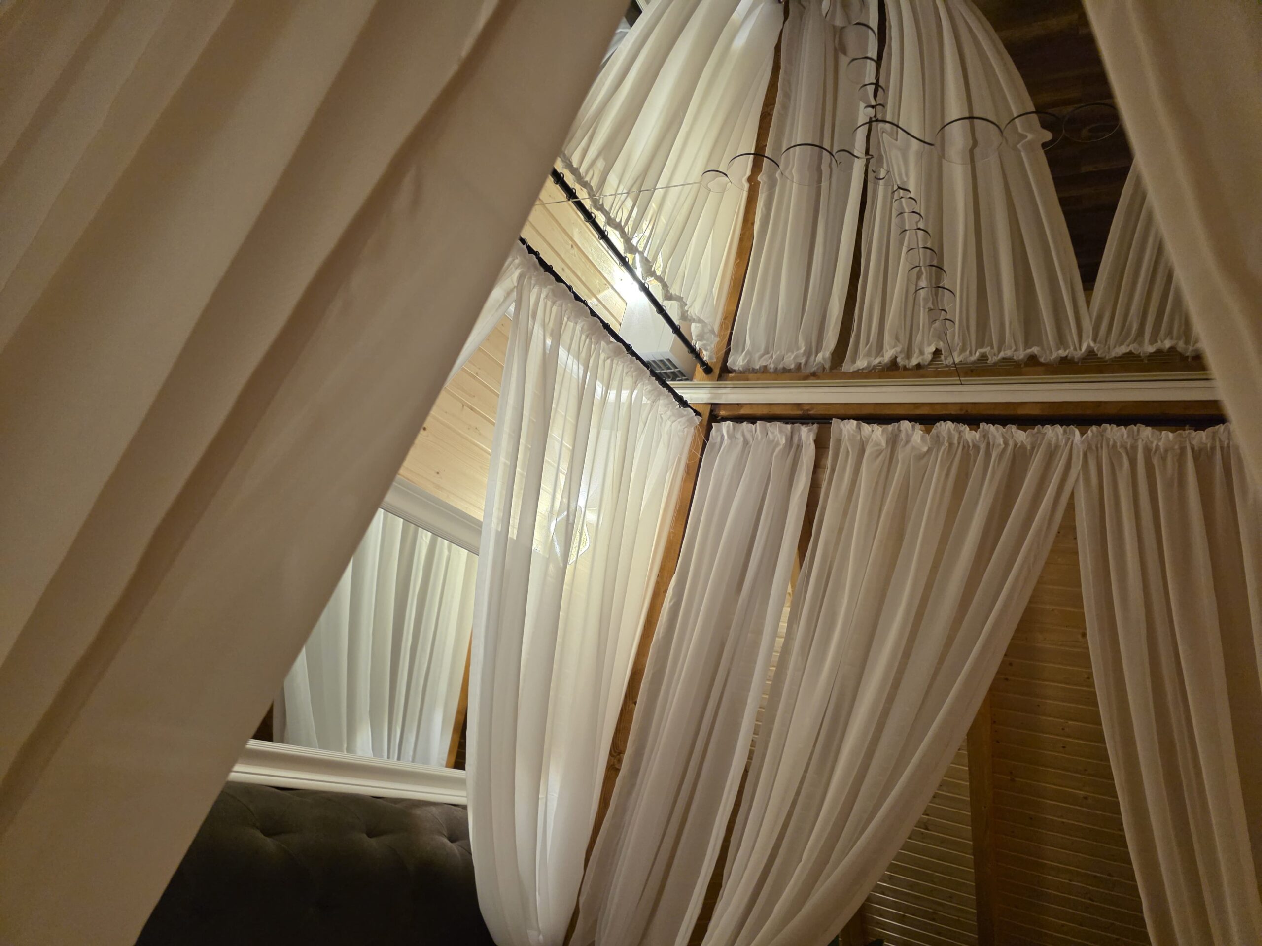 Chalet 2 – interior 1