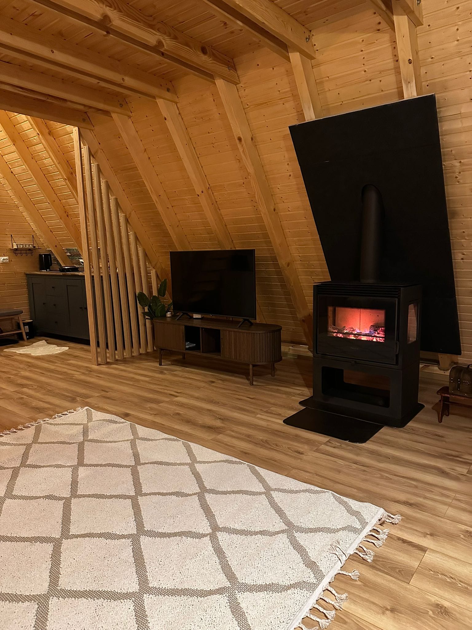Chalet 3 – interior 2